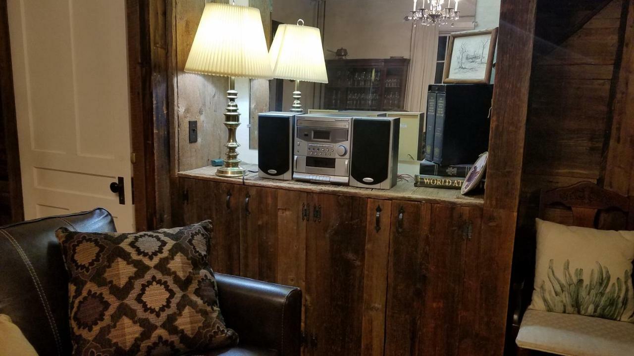 1860 House Inn And Rental Home Essex المظهر الخارجي الصورة